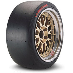 250/650 R18   Yokohama Advan A005b