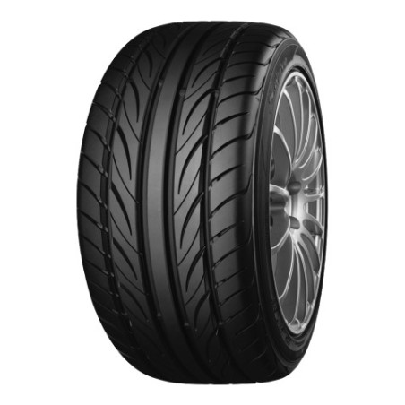 225/35 R17 86 Y Yokohama S01sdrive